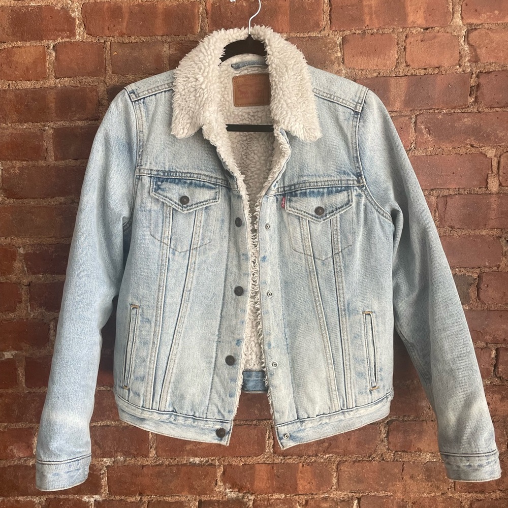 Levi’s Fur-Lined Denim Jacket